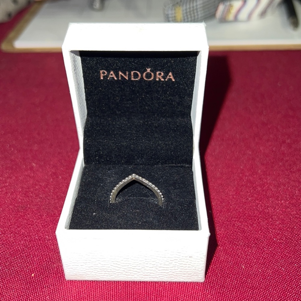 Pandora Ring